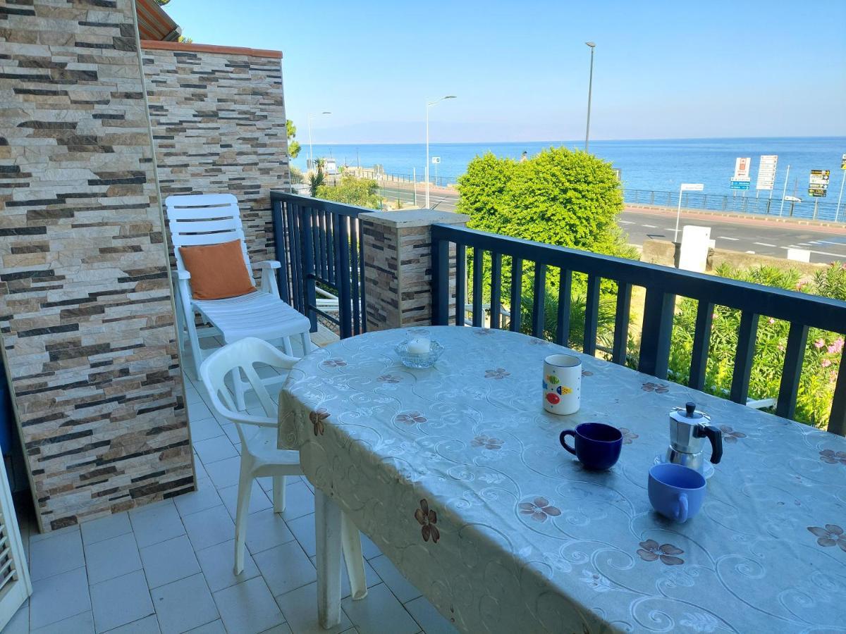 La Riva Del Mare *