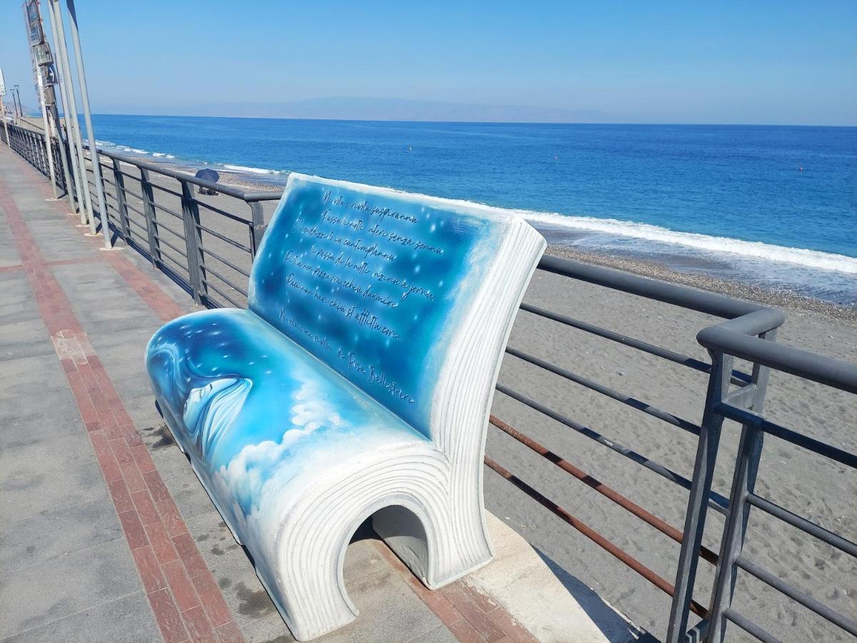La Riva Del Mare *