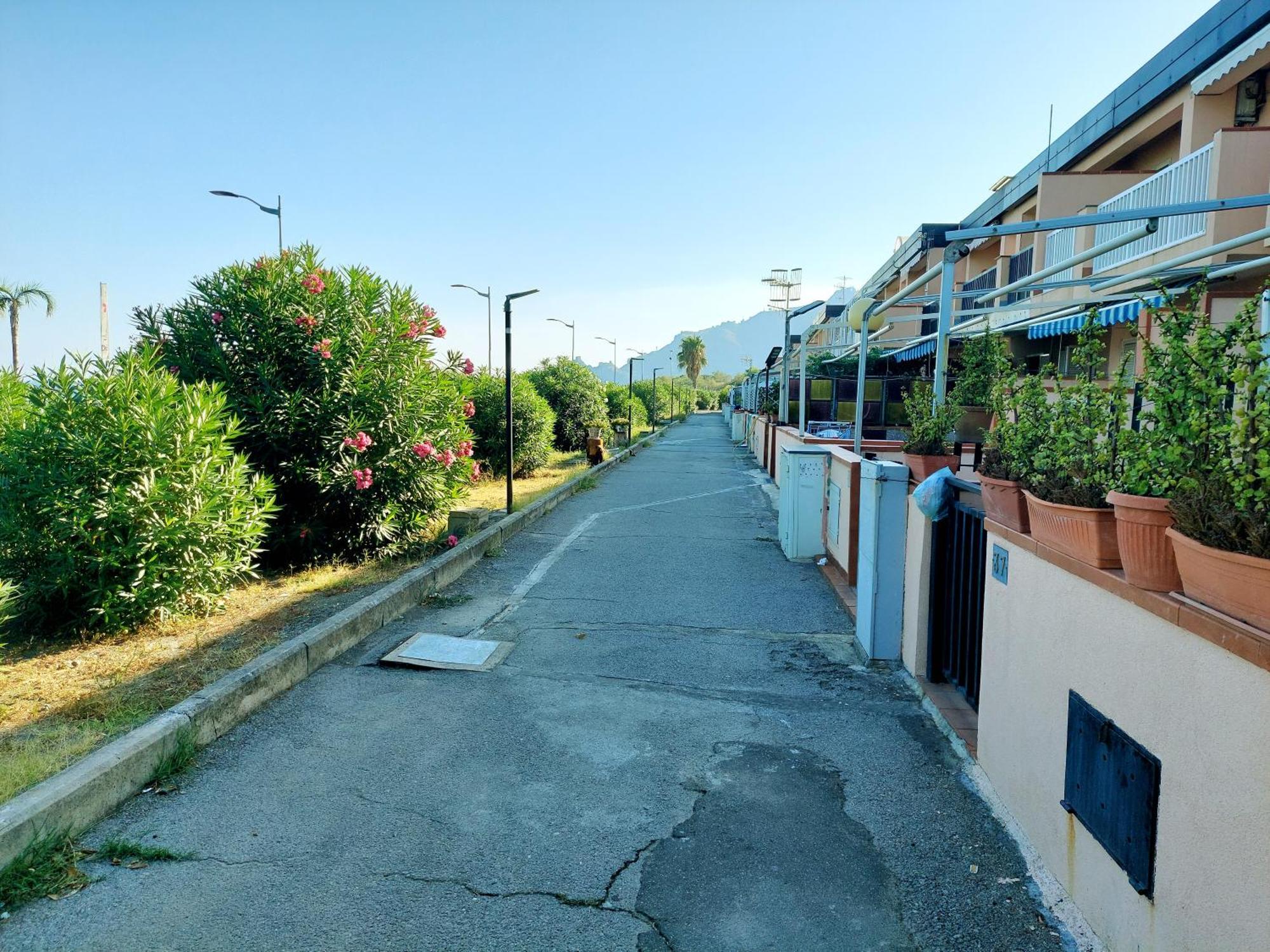 La Riva Del Mare * Santa Teresa Di Riva